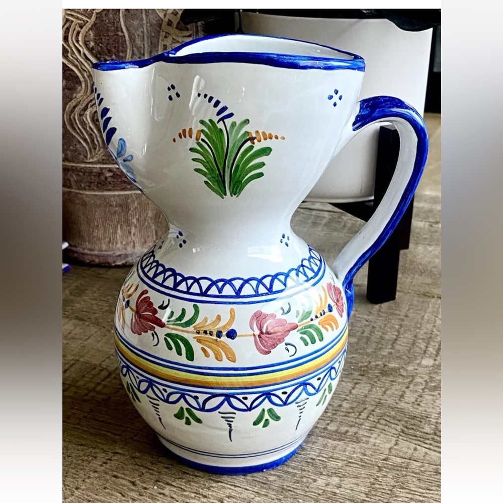 Vintage Hand Painted Talavera Mexico Signed 8" Pitcher Pinched Spout MINT